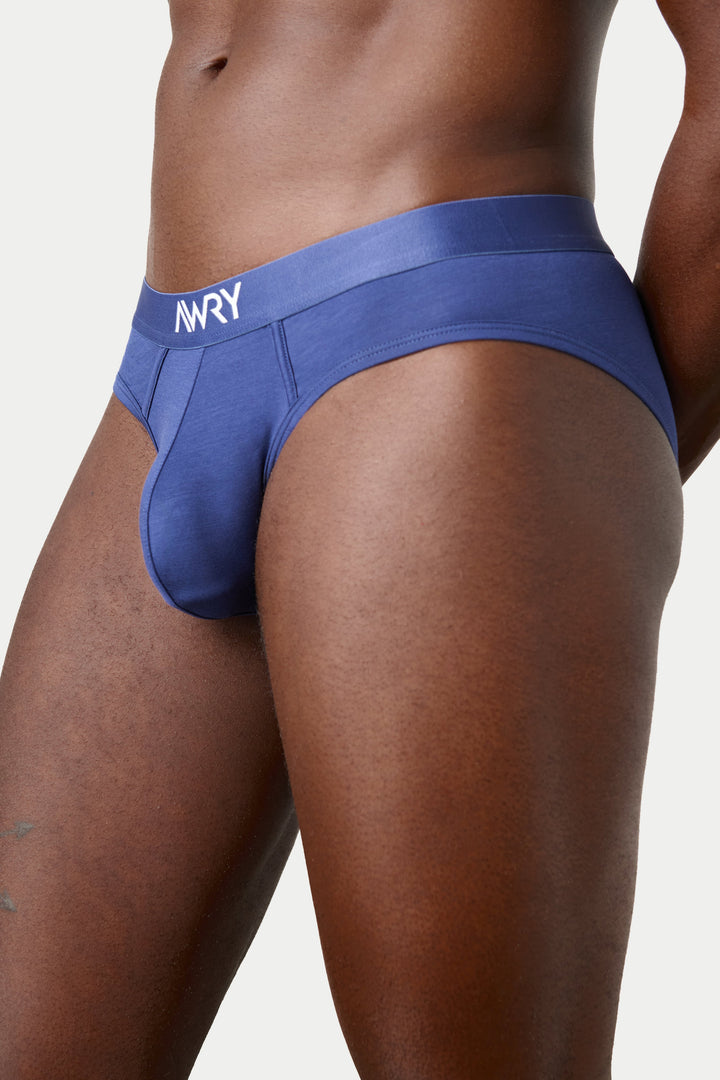 ESSENTIAL Briefs - Blue
