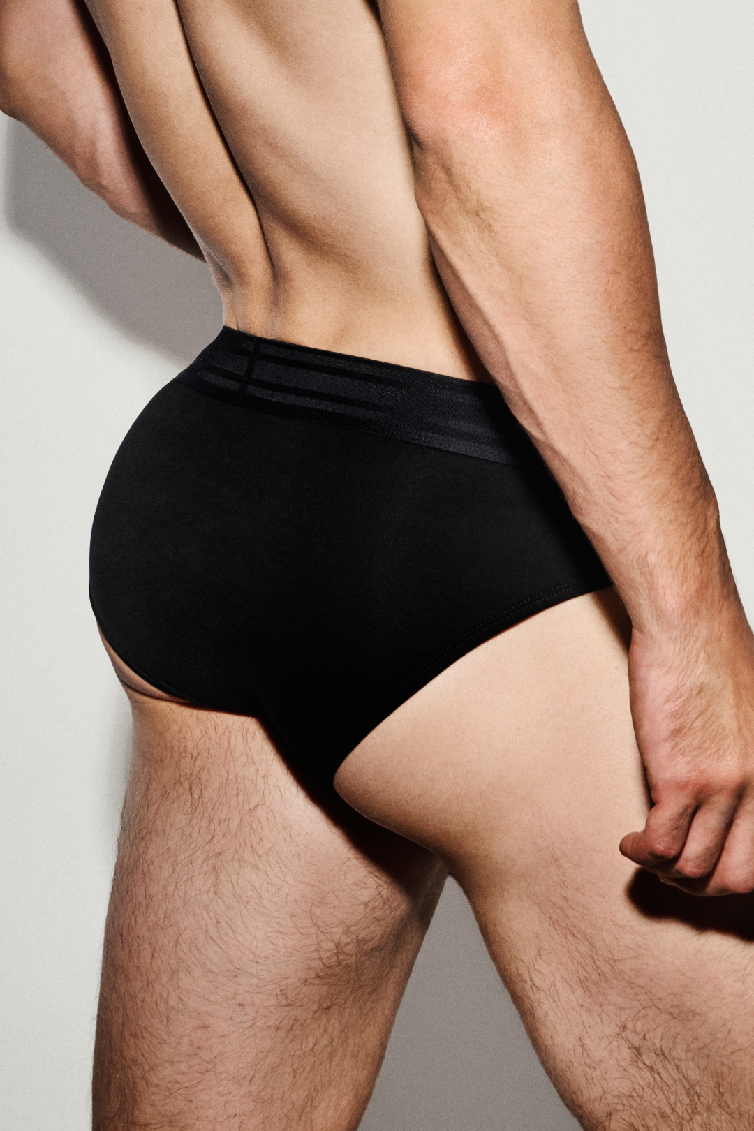 AXIS Briefs - Black