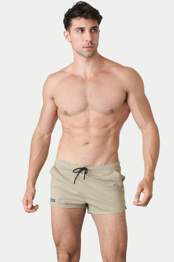 HYBRID Shorts - Sand