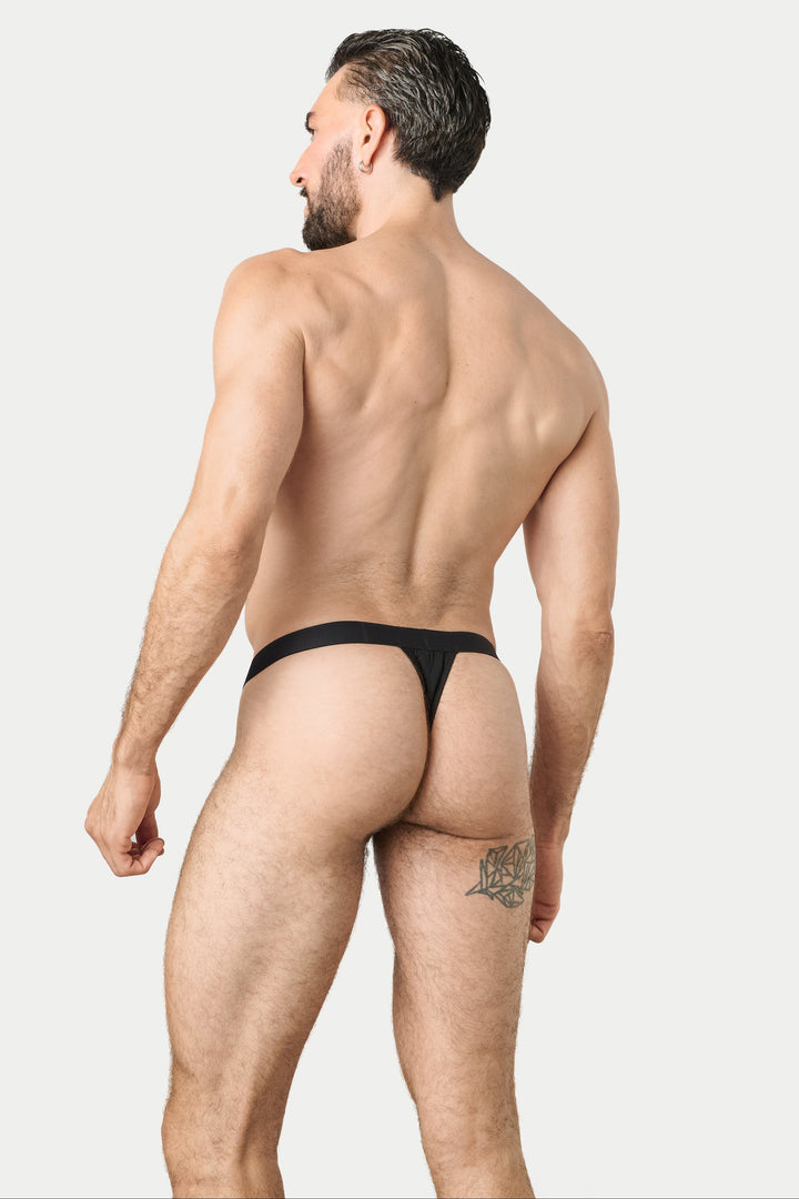 ESSENTIAL Thong - Black