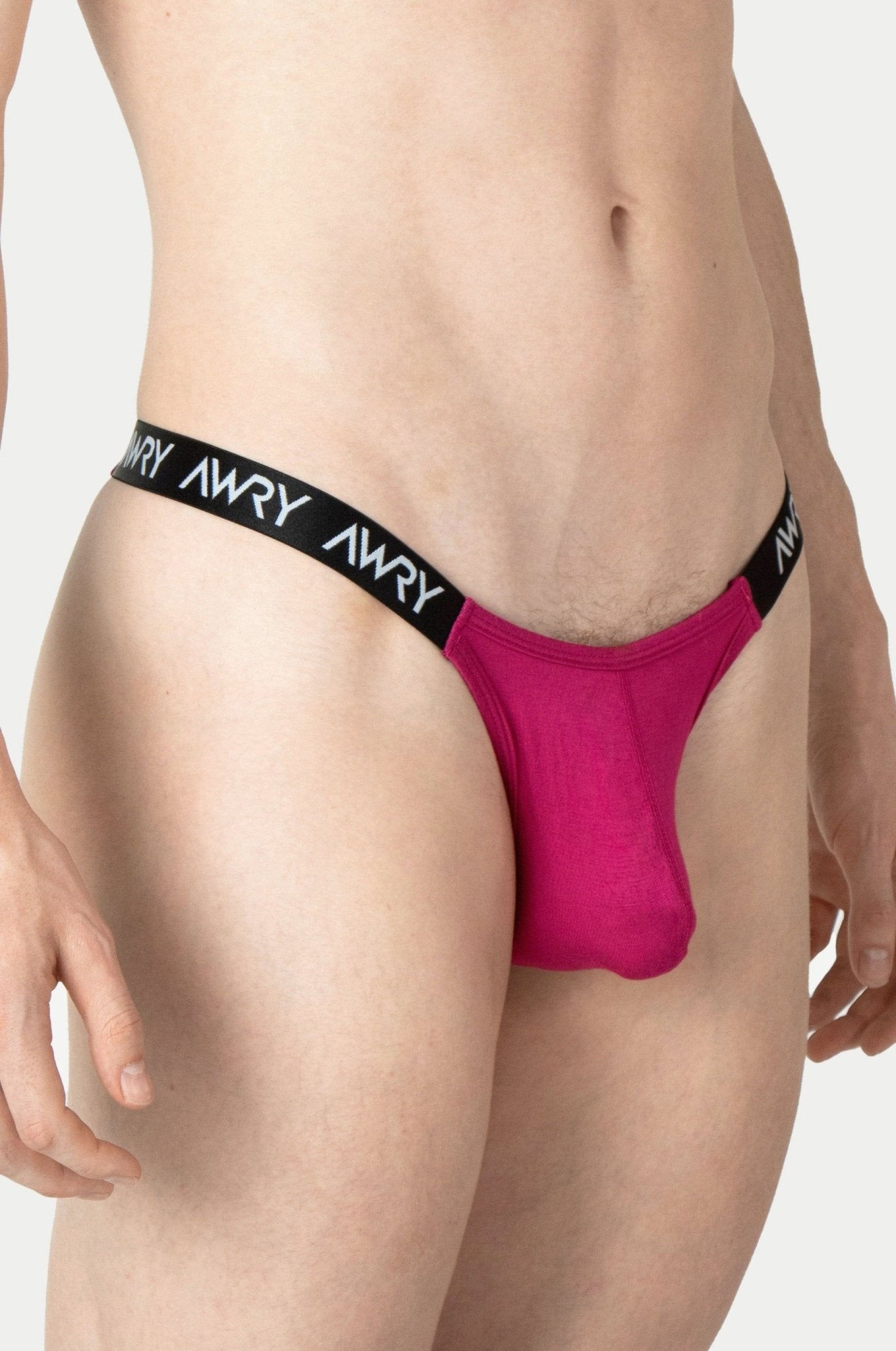 ALLURE Thong - Raspberry - AWRY