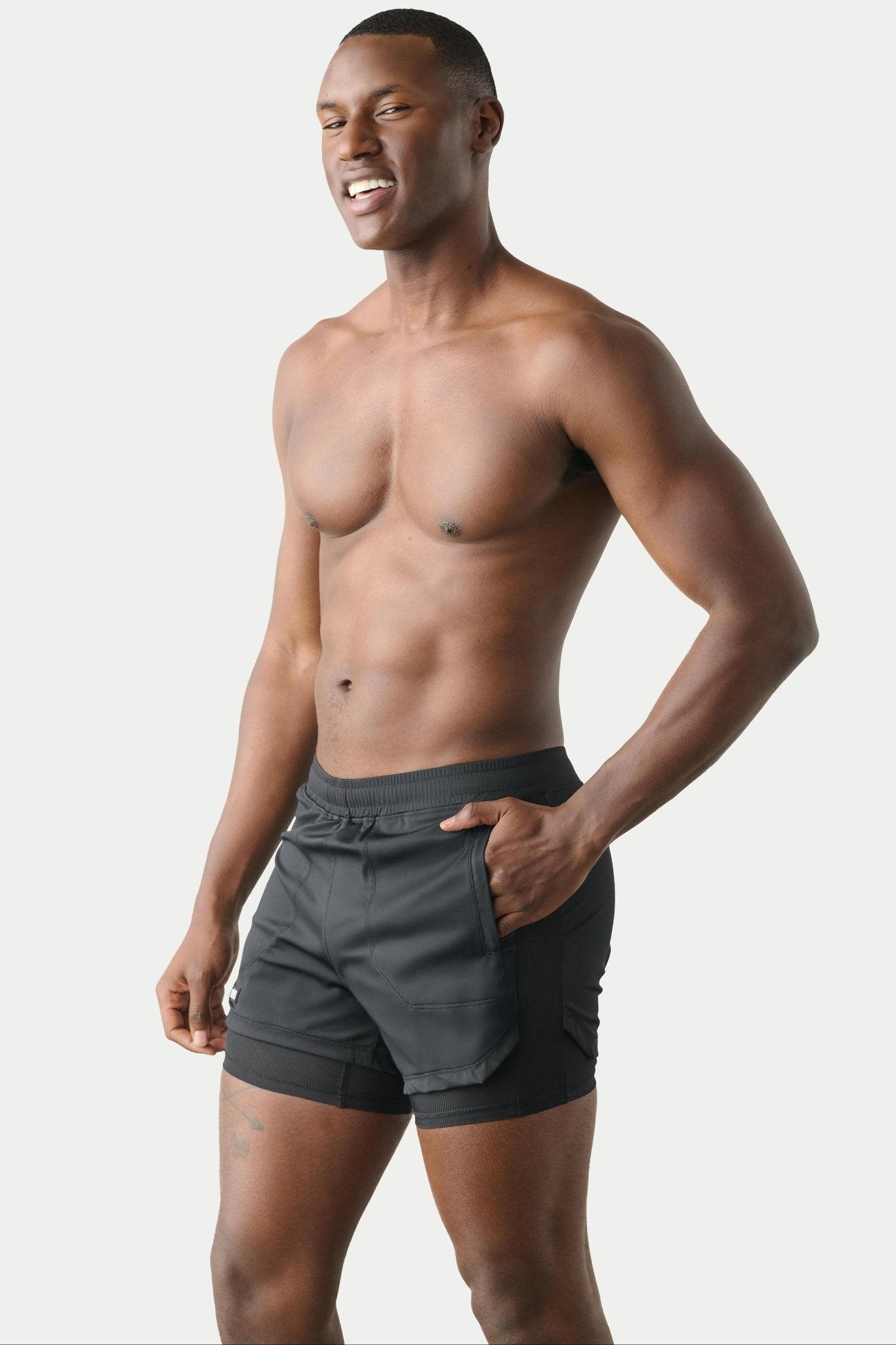 FLEX Shorts V2 - Black - AWRY