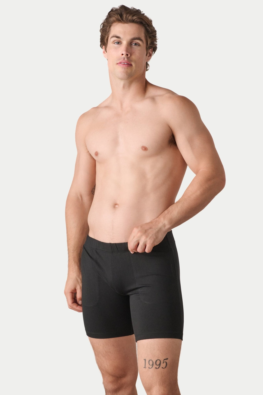 FLOW 6 Inch Shorts V2 - Black - AWRY