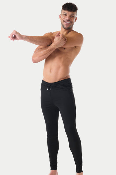 FREESTYLE Joggers - Black - AWRY