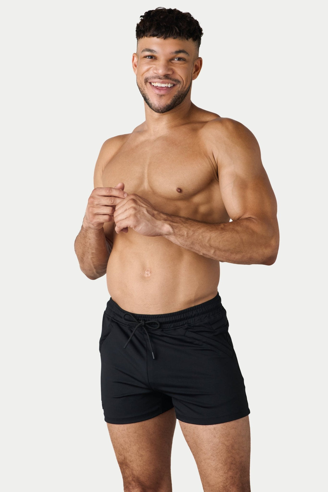 FREESTYLE Shorts V2 - Black - AWRY