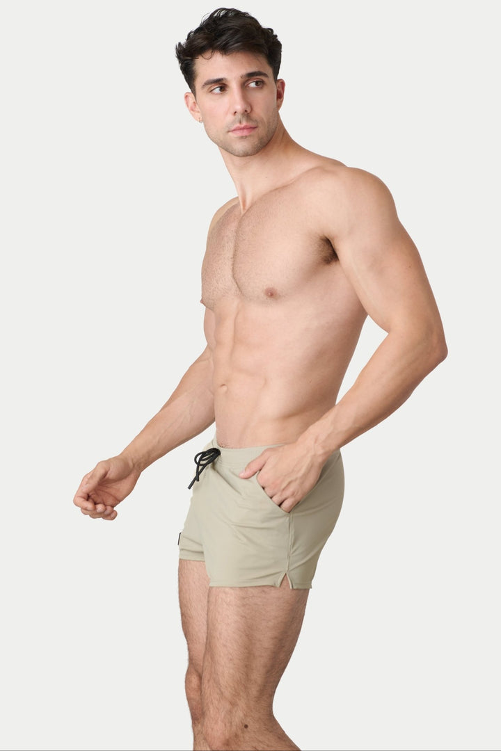 HYBRID Shorts - Beige - AWRY