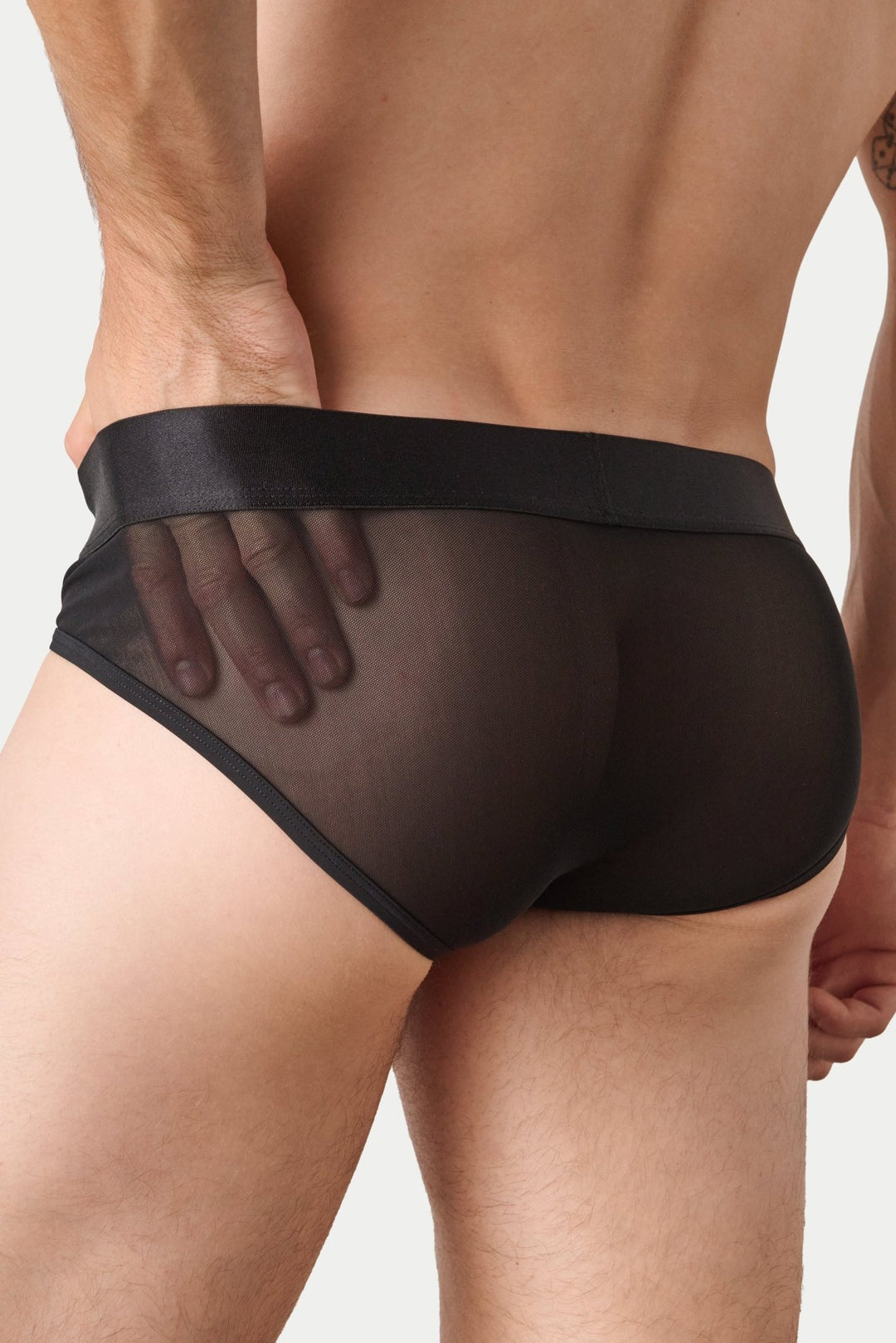REVEAL Briefs V2 - Black - AWRY