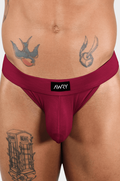 SHOWCASE Thong - Berry Red - AWRY