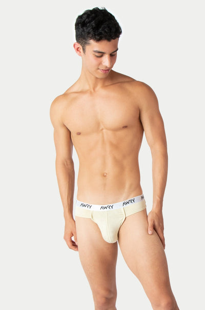SIGNATURE Thong - Ivory - AWRY