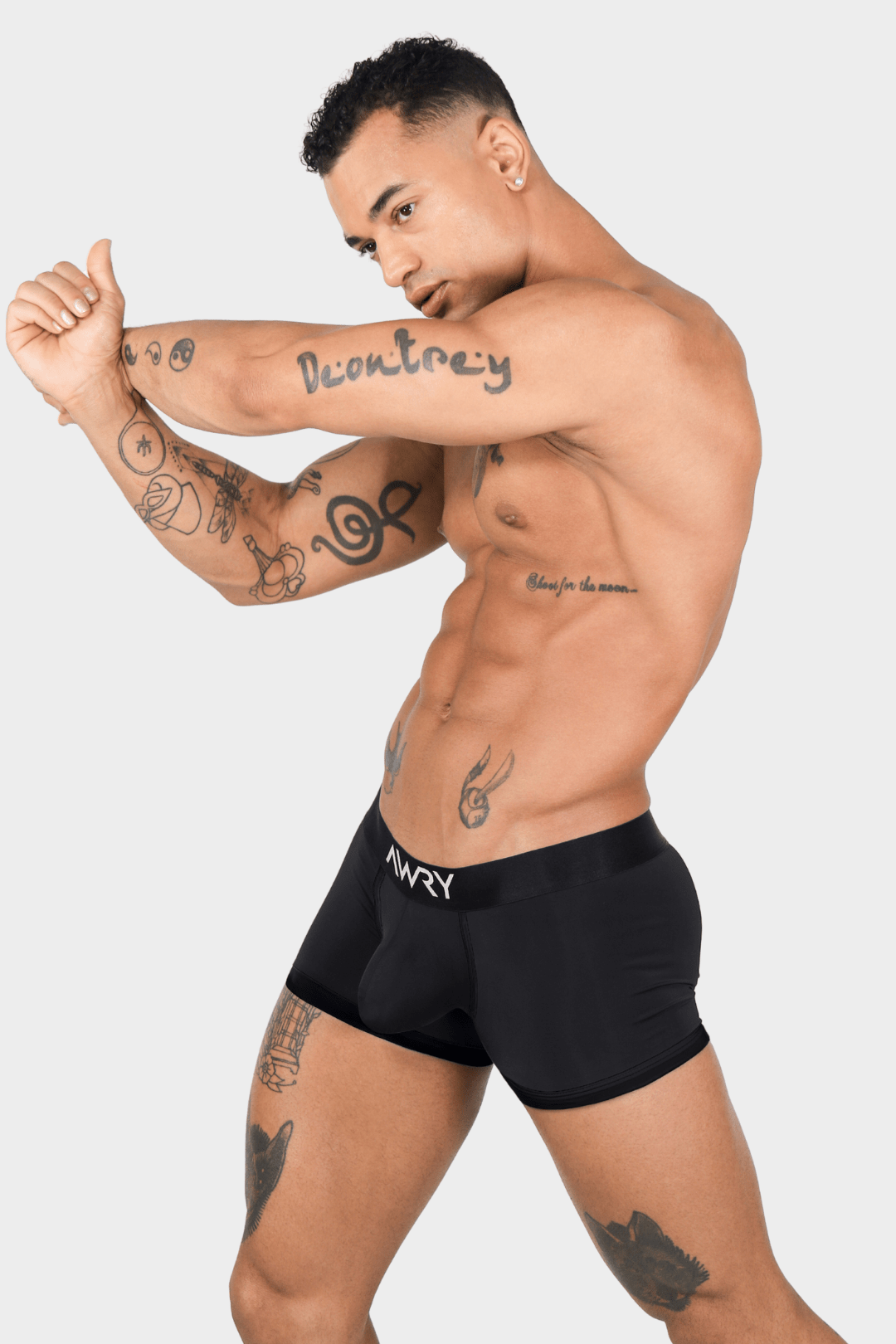 STANDOUT Trunks V2 - Black - AWRY