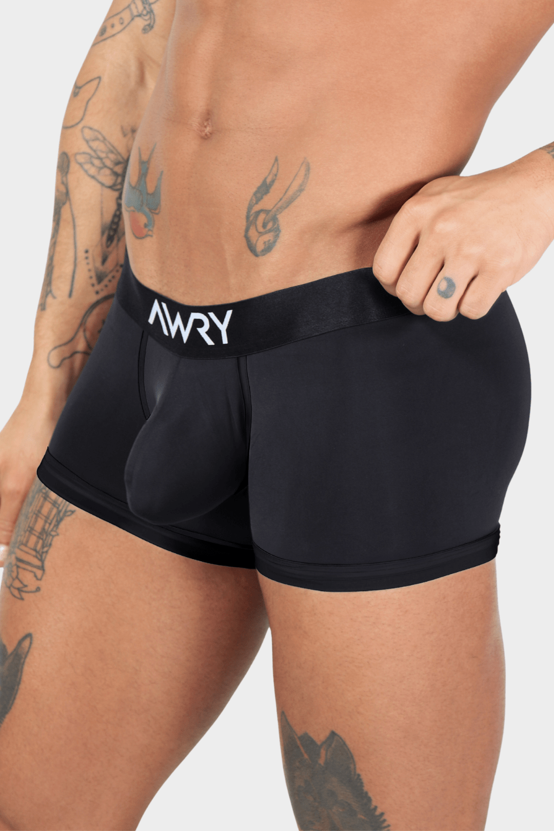 STANDOUT Trunks V2 - Black - AWRY